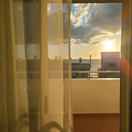 For Rent Khlo-em Apartment Durres