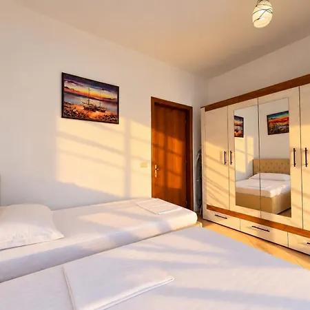 For Rent Khlo-em Apartment