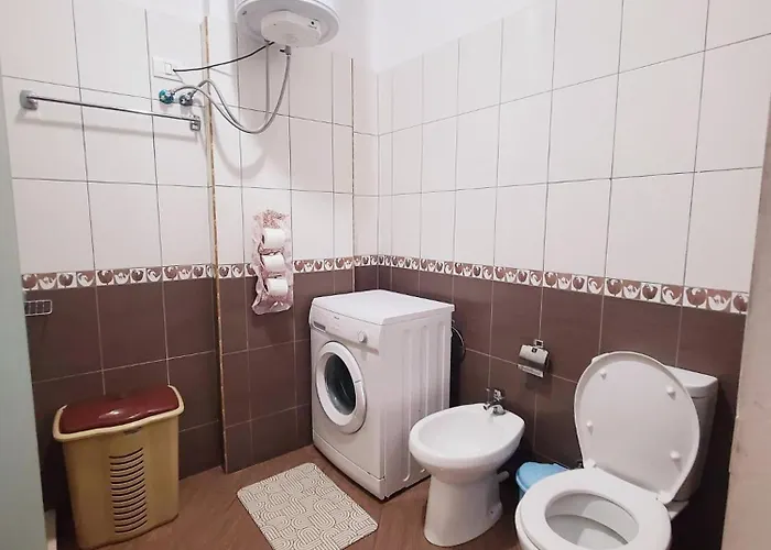 公寓 For Rent Khlo-em Durrës