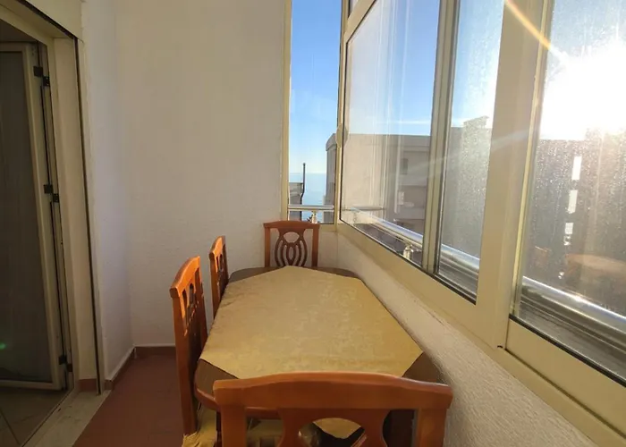 Lejlighed For Rent Khlo-em Durrës